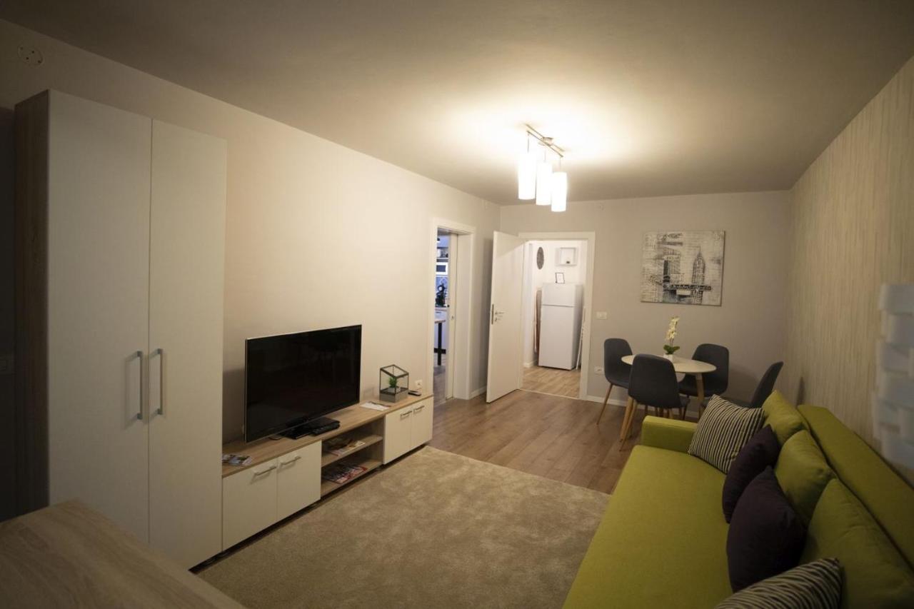 Smp Apartment 3 Timişoara Exteriör bild