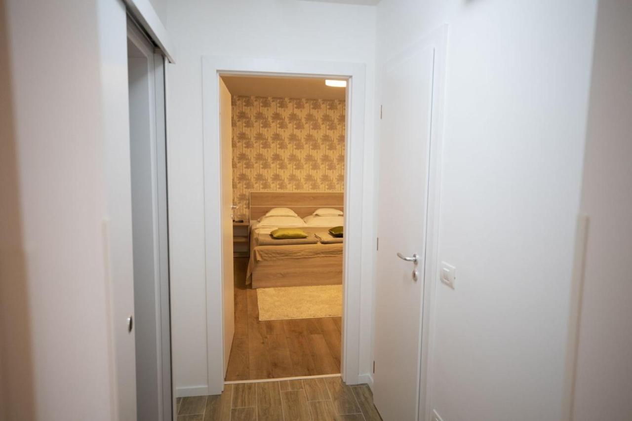 Smp Apartment 3 Timişoara Exteriör bild